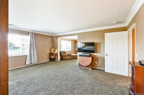 12372 Brianwood Dr, Riverside CA 92503-6754 exterior