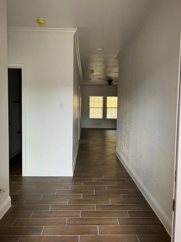 2735 17 St, Fort Worth TX  76106-5009 exterior