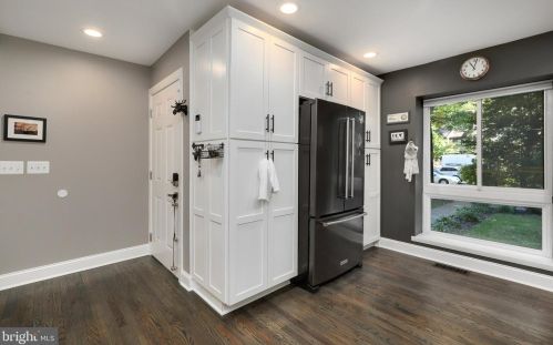 2139 Colts Neck Ct, Herndon VA  20191-1841 exterior