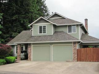 16299 Lillian Ct, Portland, OR 97267-5341