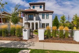 579 Madison St, Denver, CO 80206-4440