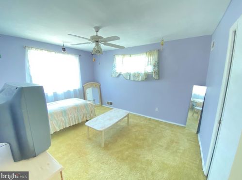 9504 Lawnsberry Ter, Silver Spring MD 20901-4714 exterior