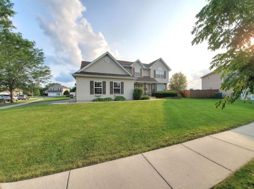 2407 Red Oak Ct, Plainfield, IL 60586-2221