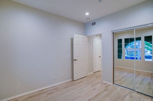 324 Quail Rdg, Irvine CA  92603-4240 exterior