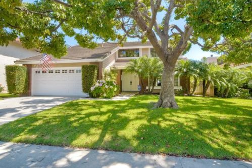 217 Via Tavira, Encinitas, CA 92024-5325