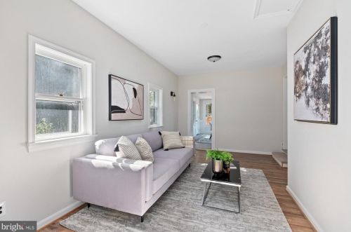 407 Greenbrier Dr, Silver Spring MD 20910-4230 exterior