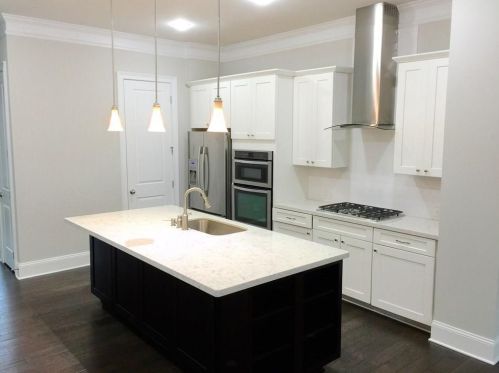 198 Alderwood Pt, Atlanta GA  30328-2793 exterior