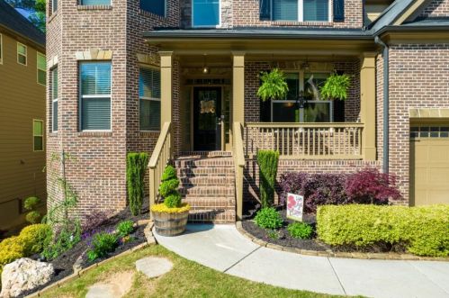 1932 Binnies Way, Buford, GA 30519-8218