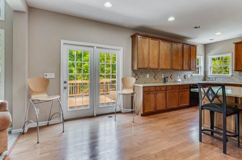 912 Brookmere Ct, Atlanta GA  30349-6866 exterior