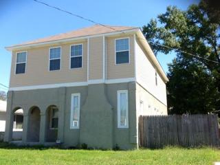 2734 Saint Mihiel Ave, Norfolk VA  23509-1715 exterior