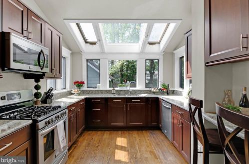 215 Marne Ave, Haddonfield NJ 08033-1444 exterior