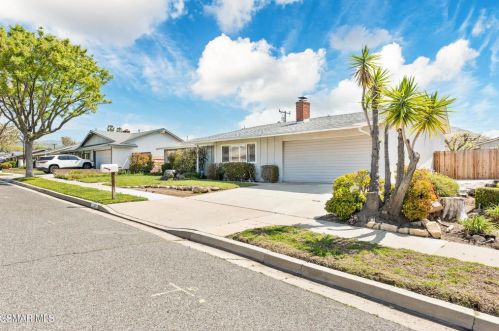 3108 Dalhart Ave, Simi Valley, CA 93063-1919