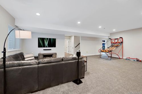 27717 Costilla Dr, Denver CO  80016 exterior