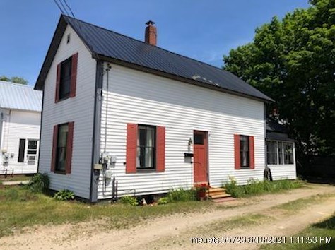 7 Hazen St, Norway, ME 04268-5754