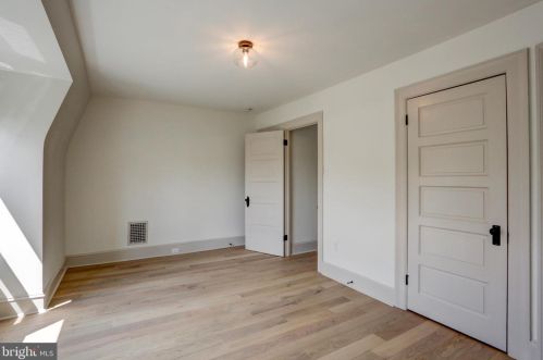 423 Nevin St, Lancaster PA  17603-3359 exterior