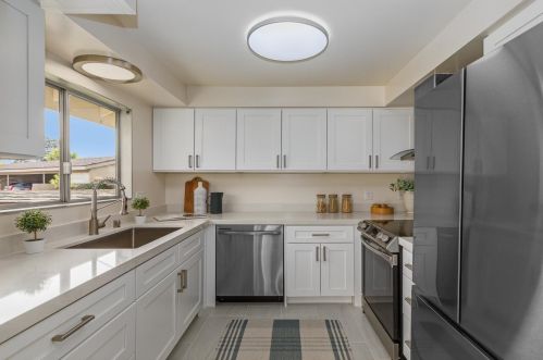 333 Moreton Bay Ln, Santa Barbara, CA 93117-6238