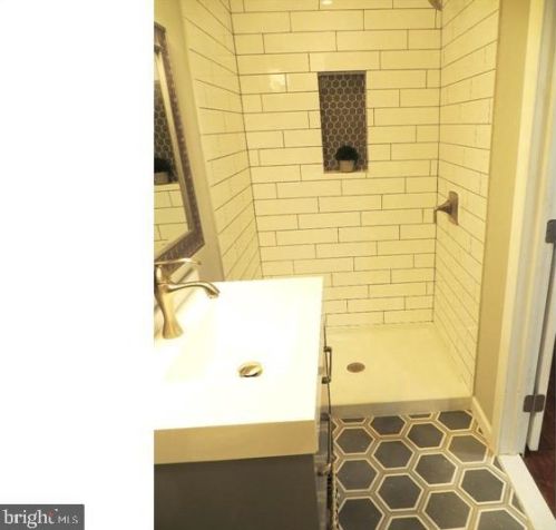 1431 53 St, Philadelphia PA 19143-4903 exterior