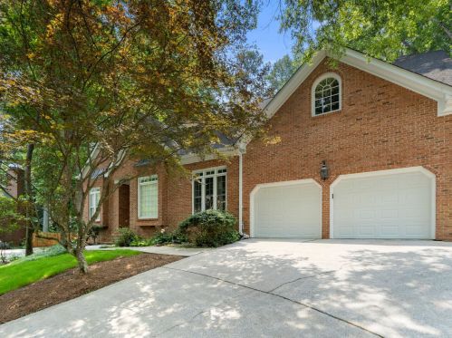 946 Ashebrooke Pl, Marietta, GA 30068-5310