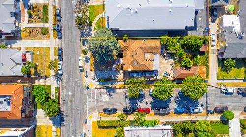 913 Maple St, Glendale CA  91205-1828 exterior