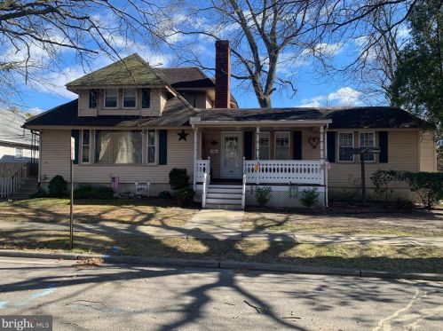 106 Jefferson Ave, Stratford, NJ 08084-1321