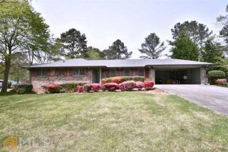 2737 Ashworth Lake Rd, Lithonia, GA 30078-3636