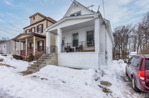 581 Florida Grove Rd, Perth Amboy, NJ 08861-1570