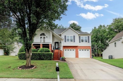 229 Eagle Glen Way, Holly Springs, GA 30189-6937
