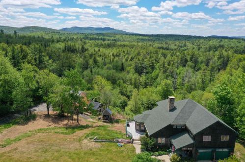 130 Summit View Rd, New London, NH 03257-6165