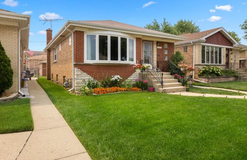 6961 Leland Ave, Chicago, IL 60706-4868