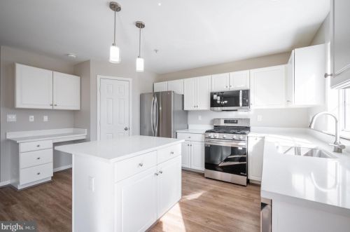 15136 Deer Valley Ter, Silver Spring MD 20906-6224 exterior