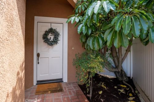 938 Dylan Way, Anaheim CA  92808-1515 exterior
