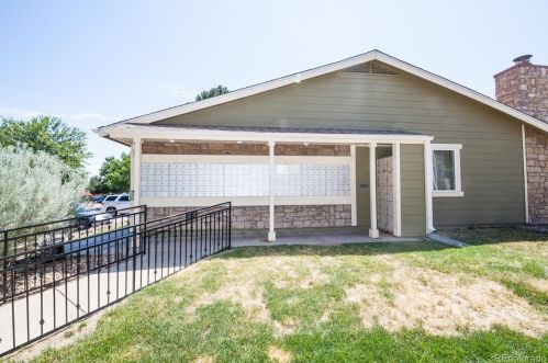 3454 Eagle St, Denver CO  80014-8333 exterior