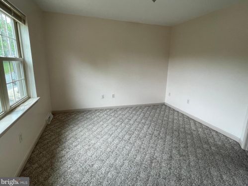 69 Chesapeake St, Lancaster PA  17602-4659 exterior