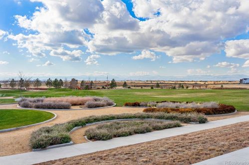 21001 60th Ave, Denver CO  80019 exterior