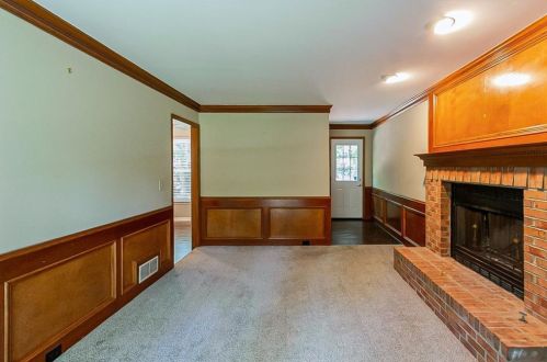 1374 Stonehenge Ct, Kennesaw, GA 30144-2053