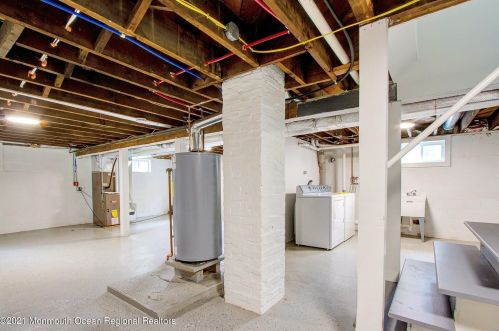 1 Kremer Ave, Tinton Falls NJ  07724-1728 exterior