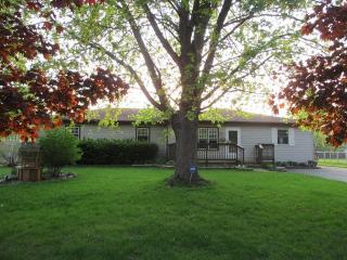 24250 Edwin Dr, Minooka, IL 60410-5214