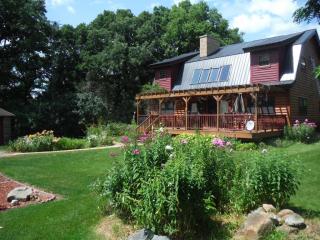 4221 77th Ave, Rochester, MN 55904-8681