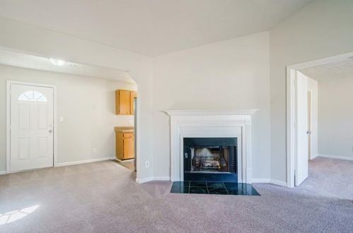 3141 Brk Holw Dr, Rex GA 30273-2422 exterior