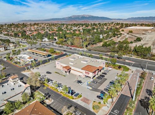 7631 Canberra Way, Riverside CA  92508-6067 exterior