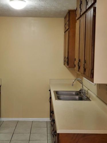 5943 Castlegate Dr, Atlanta, GA 30349-6900