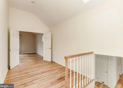 20 Harriet Dr, Princeton NJ  08540-3935 exterior