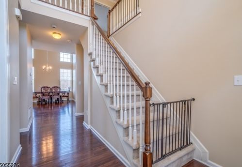 156 Sowers Dr, Hackettstown, NJ 07840-7627