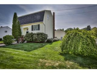 5 Calvert Cir, Manchester, NH 03103-7072