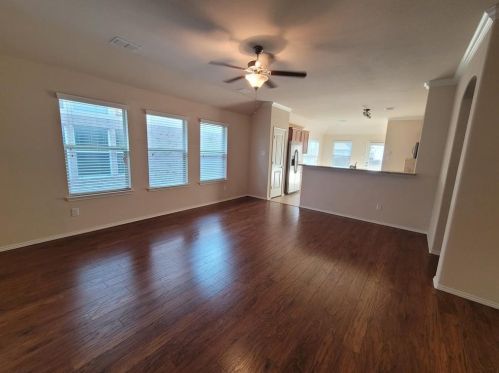 8913 Eastwood Ave, Aubrey, TX 76227-2220