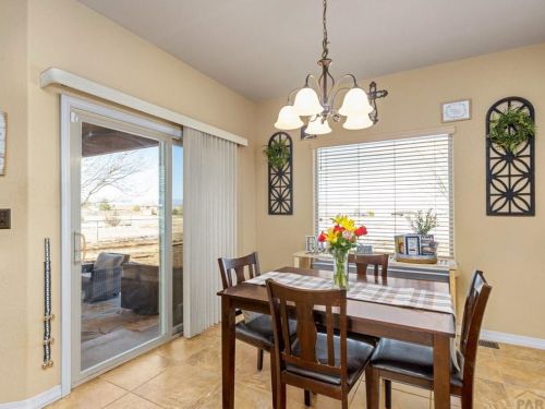 1117 Meadowmoor Dr, Pueblo CO  81007-2020 exterior