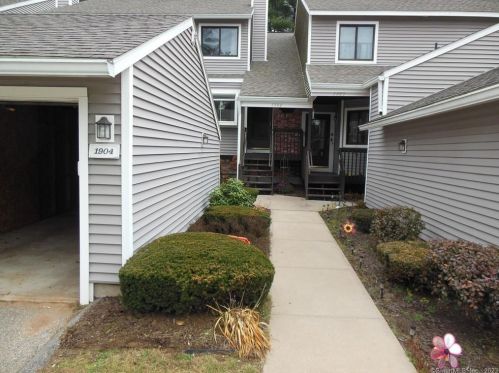 1904 Mill Pond Dr, Wapping, CT 06074-3555