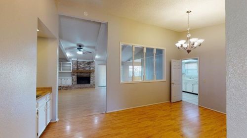 11600 Crosstimber Dr, Austin TX  78750-2026 exterior