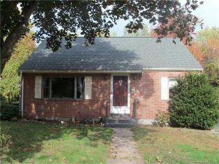 60 Sunbright Dr, Meriden, CT 06450-4619