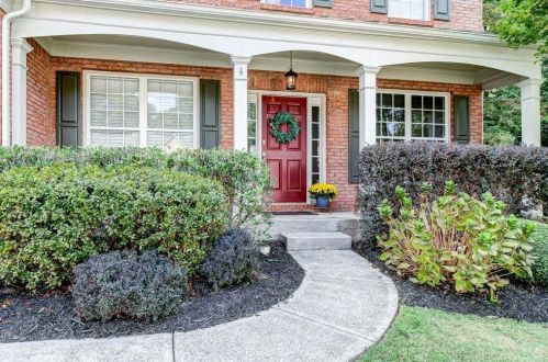112 Neetle Close Dr, Holly Springs, GA 30188-7075